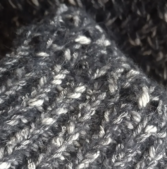 Selected Knit O-neck - Picture 5 of 5